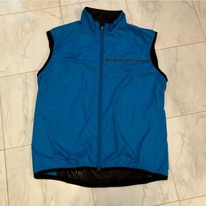 MEC Men's Blue Vest for cycling or running. Vented back. EUC!